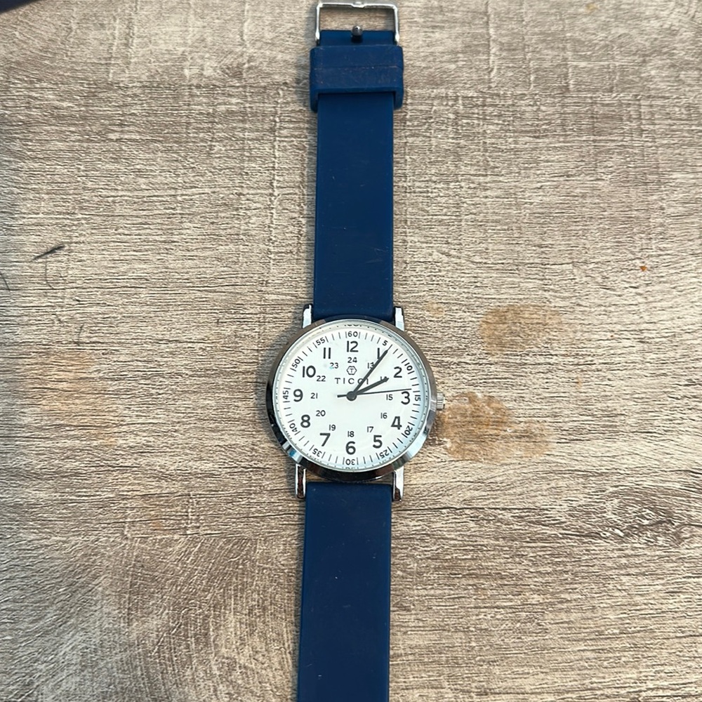 Ticci blue rubber band watch.  Like new condition.